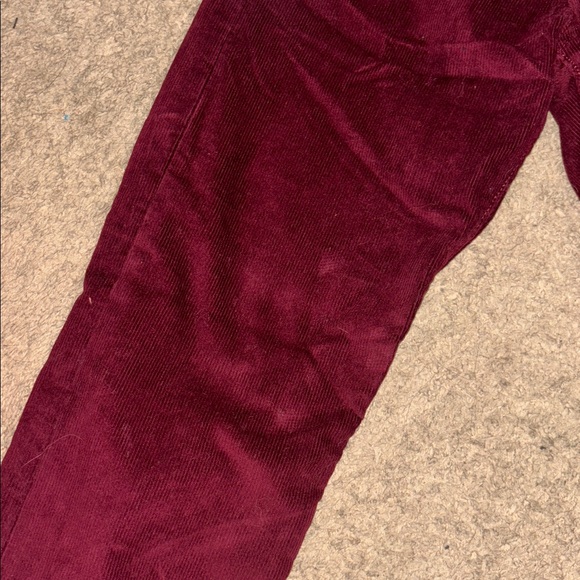 Levi’s Wedgie Straight Fit Corduroy Pants - Picture 10 of 10